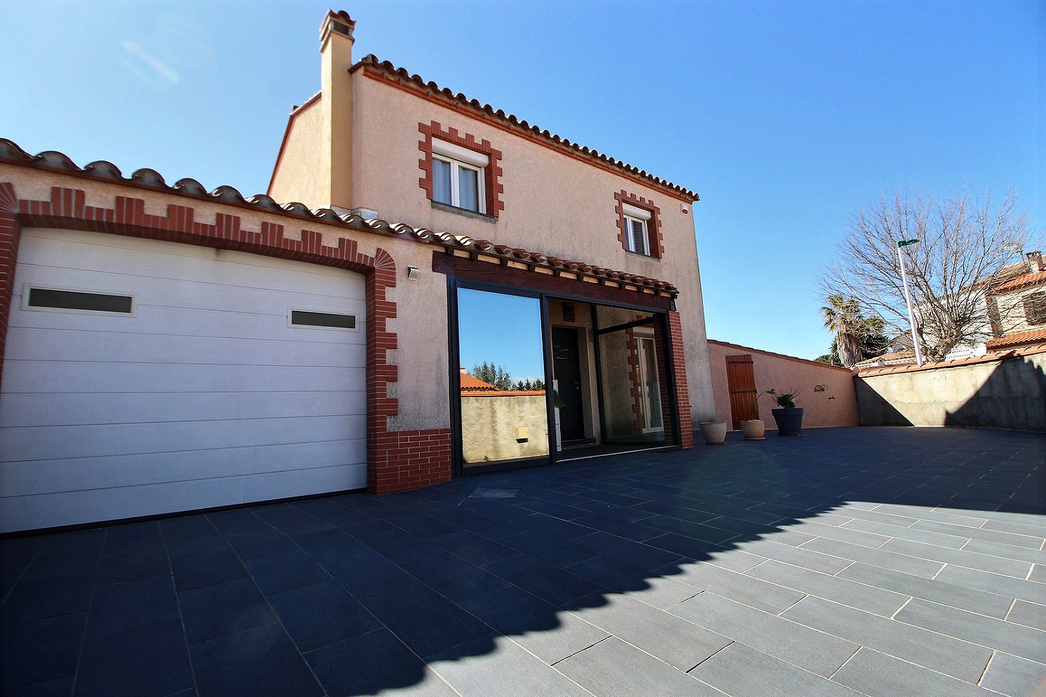 Photo SALEILLES - A VENDRE - VILLA 3 FACES TYPE F4 DE 129 M² ENV EN R+1 AVEC PSICINE ET GARAGE. image 5/6