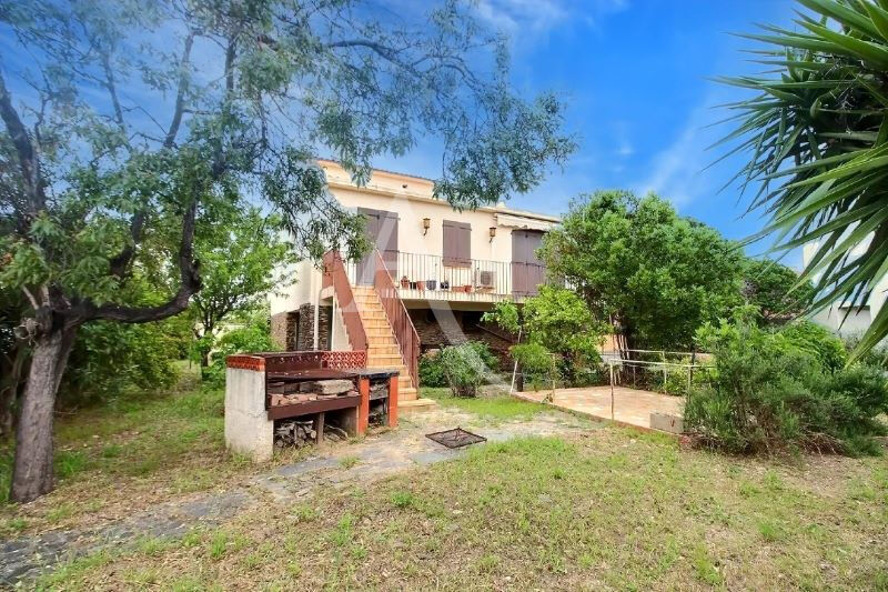 Photo VILLA D'ARCHITECTE  AVEC UN POTENTIEL DE  230 M² SUR TERRAIN PISCINABLE image 2/6