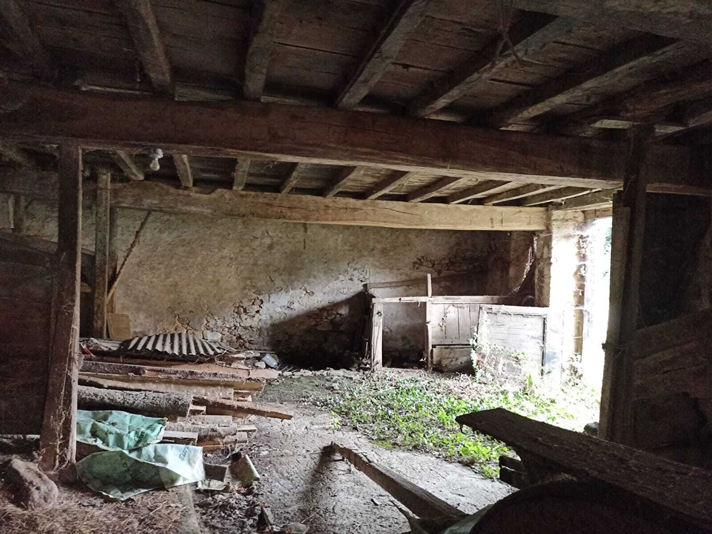 Photo Grange mitoyenne à  rénover à  LASSERE image 4/6