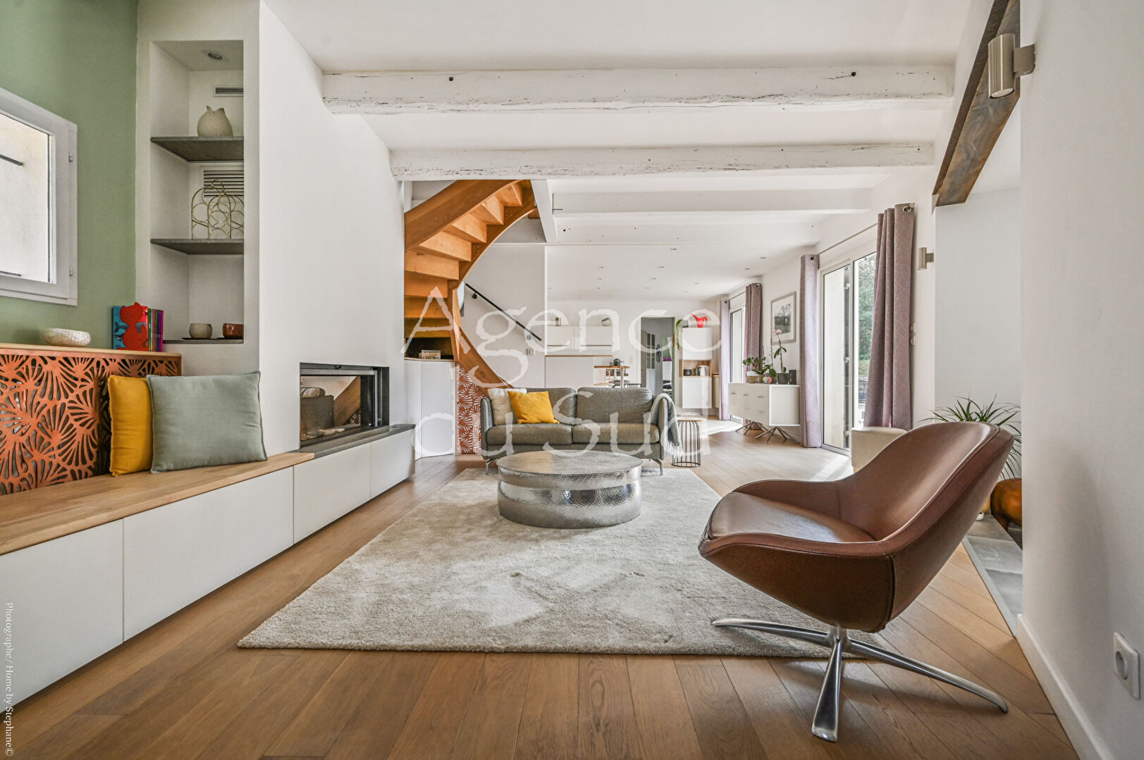 Photo Maison Belcodene 5 pièce(s) 140 m2 image 2/6