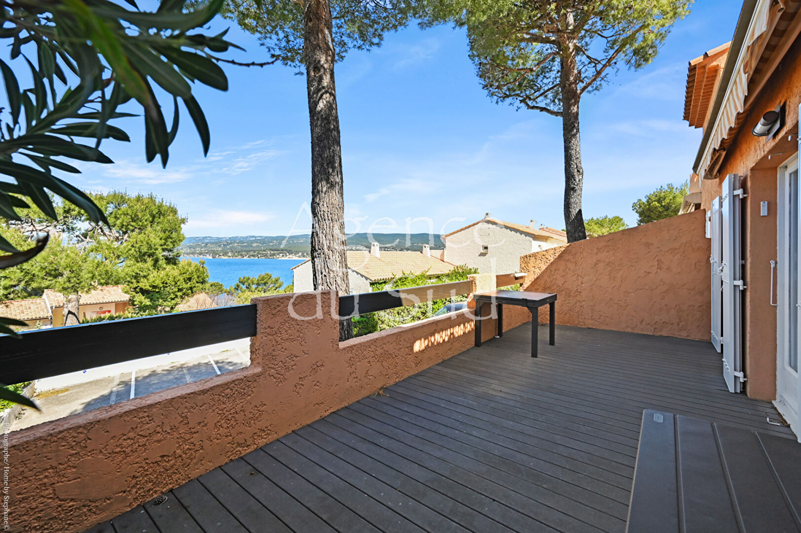 EXCLUSIVITE - SAINT CYR SUR MER Appartement type 2 avec terrasse