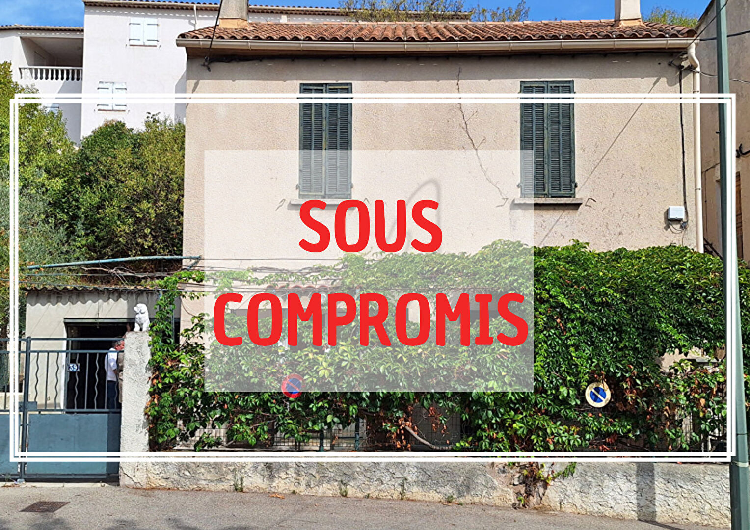 Maison de ville avec jardin à rénover