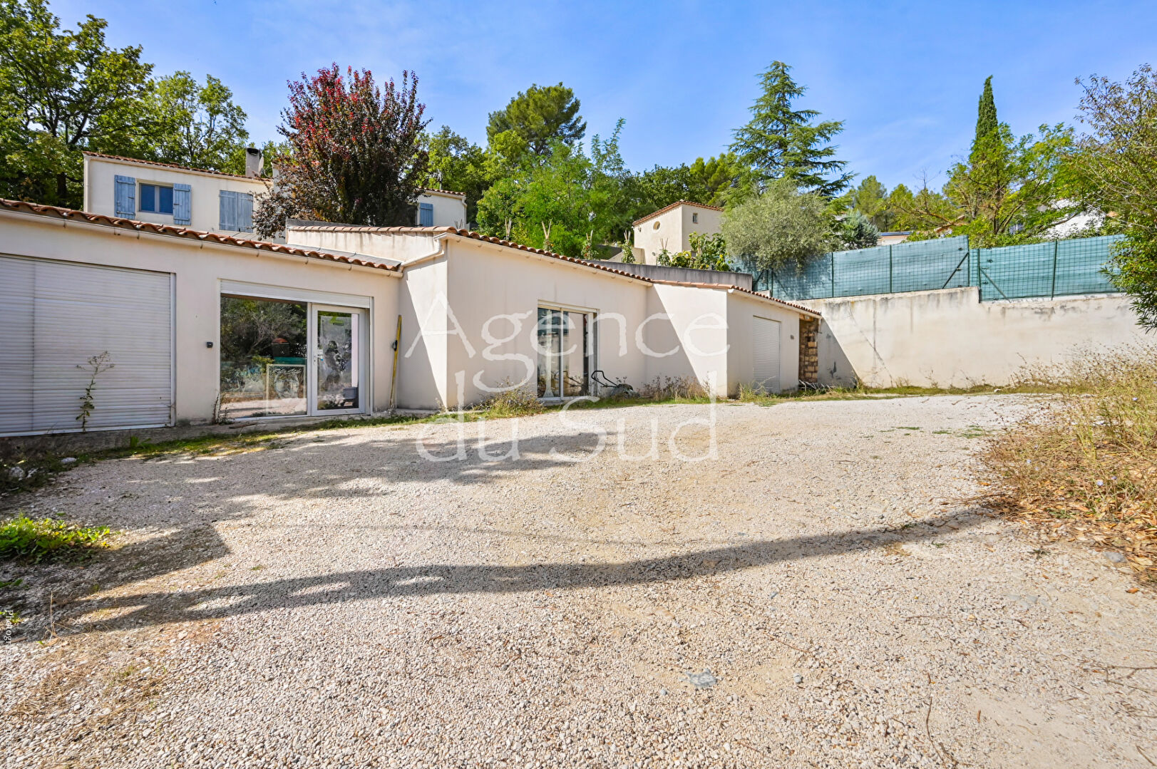 Maison  3 pièce(s) 100 m2