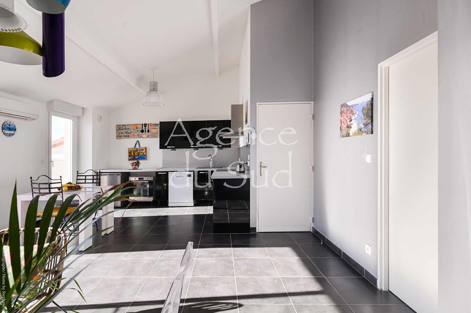 Photo Appartement La Ciotat type 4 84 m2 - Double stationnement et terrasse. image 6/6