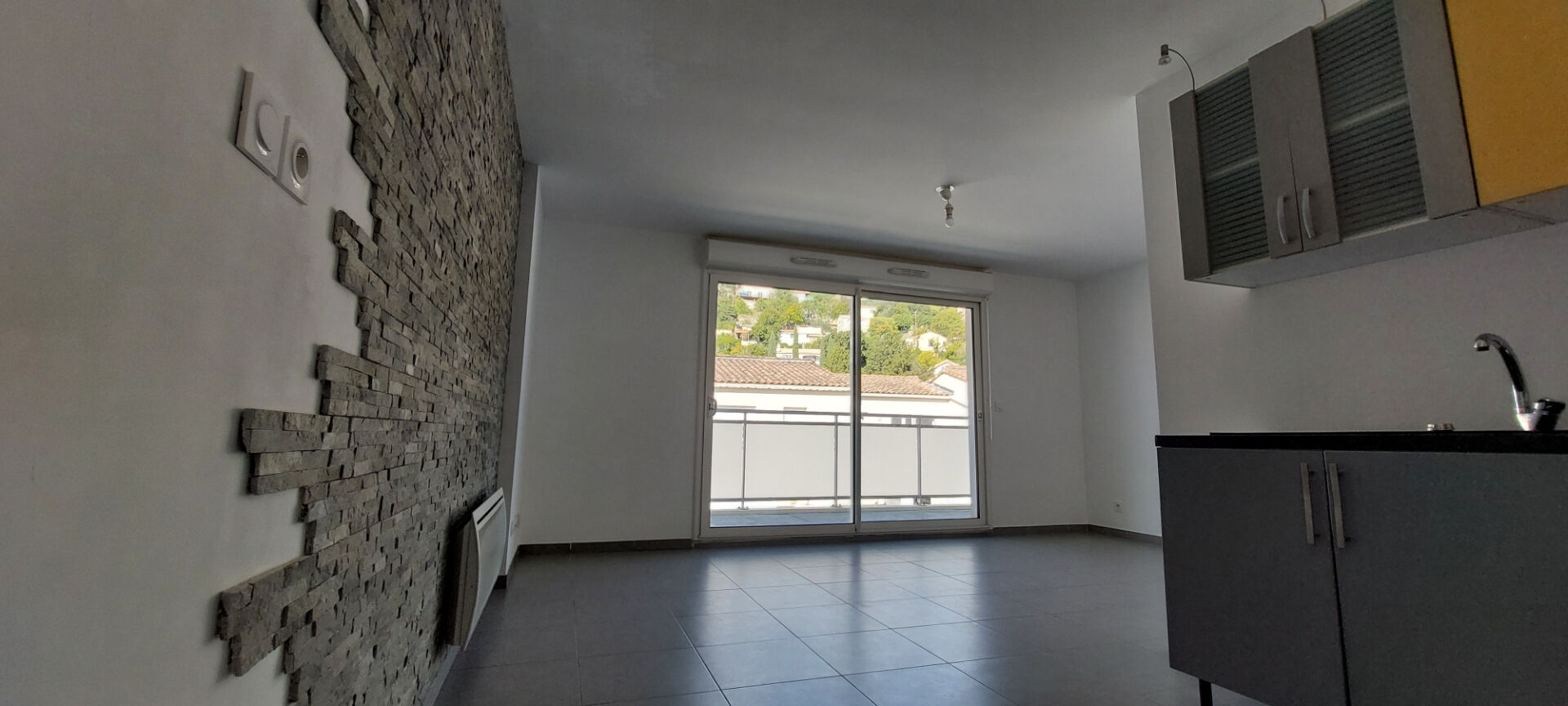 Appartement  1 pièce(s) 28 m2