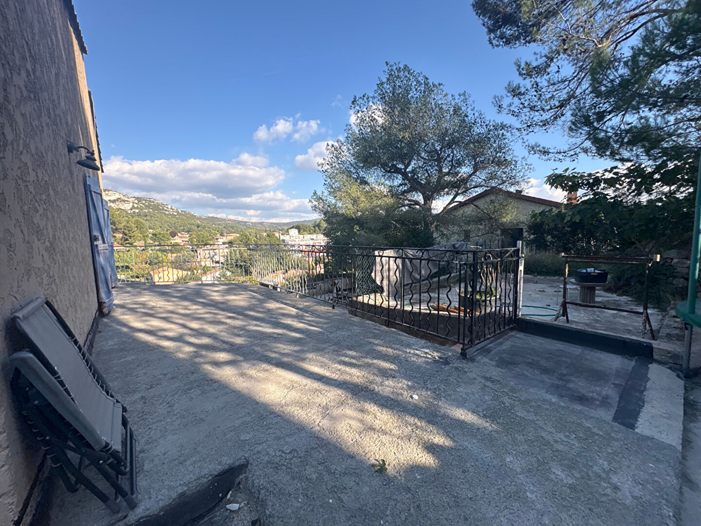 Photo Appartement T4 La Bouilladisse 4 pièce(s) 120 m2 image 2/6