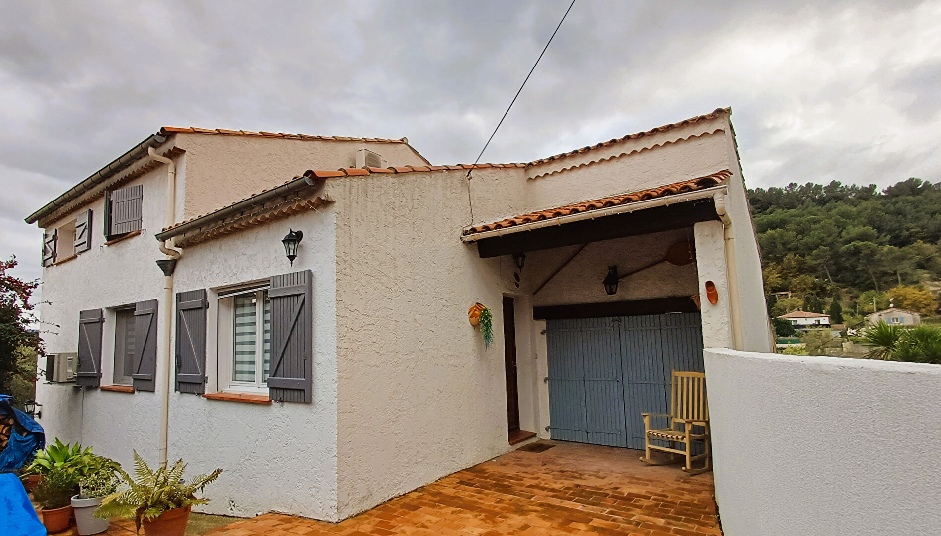 Photo Maison Cadolive 7 pièce(s) 140 m2 image 4/6