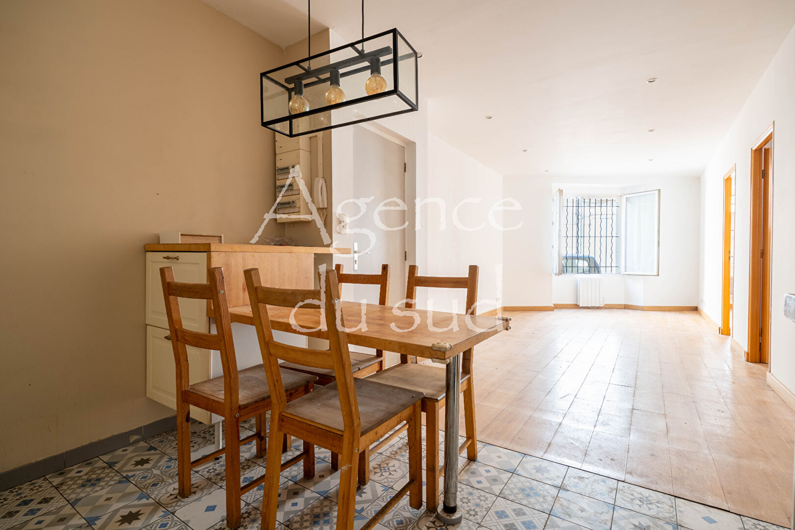 Agence immobilière de AGENCE DU SUD IMMOBILIER - AGENCE DU SUD ROQUEVAIRE