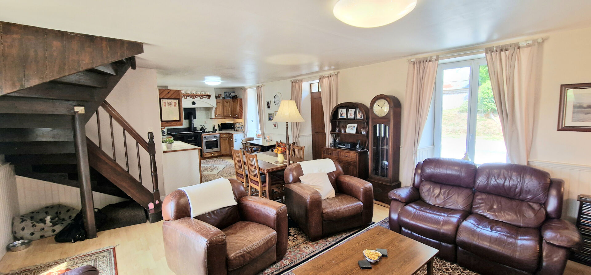 Photo COTES D'ARMOR Maison en pierre 3 chambres, bien présentée avec magnifique terrasse surélevée, vue, atelier, terrain image 6/6