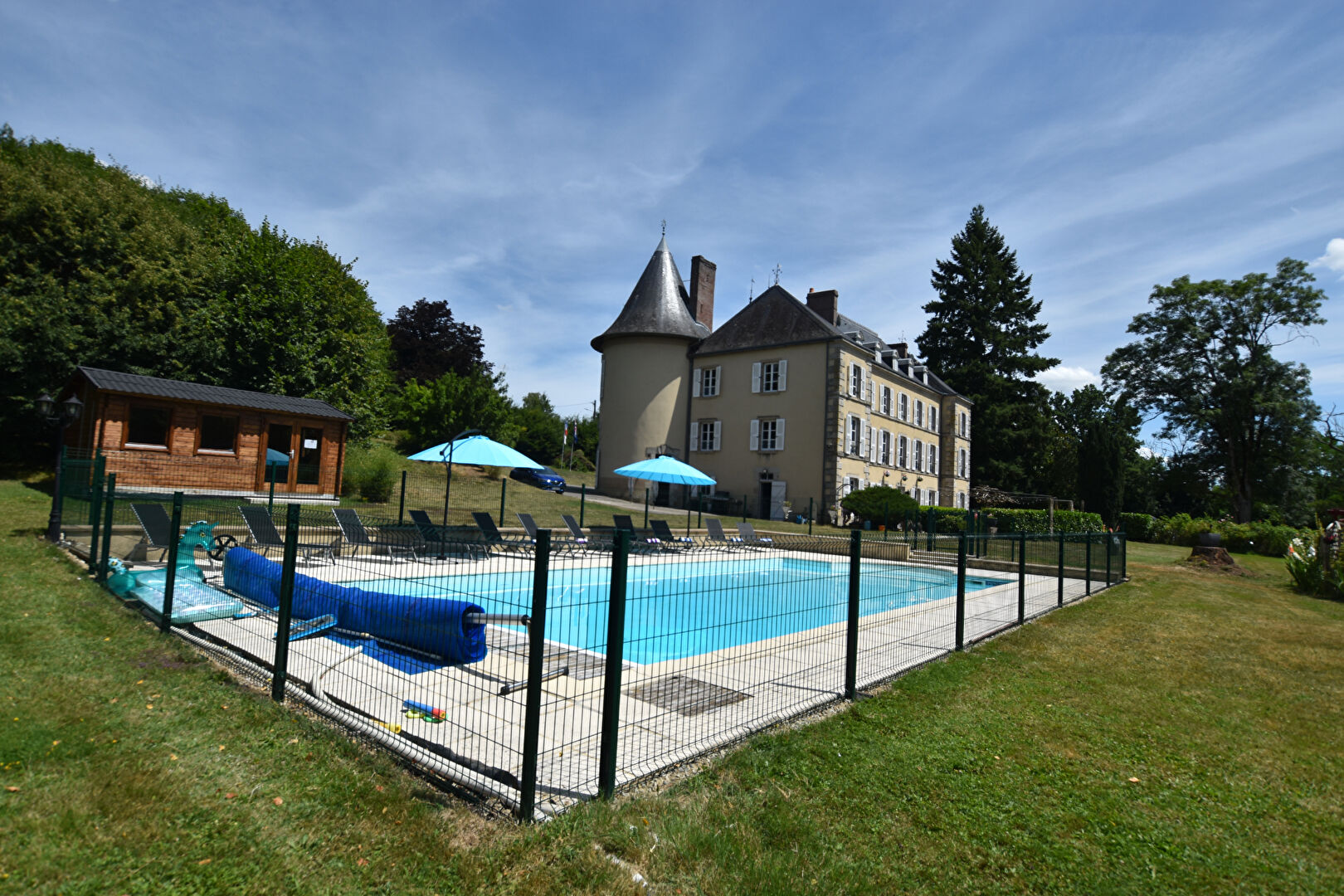 10-bedroom property with a pool and garden in Haute-Vienne, Nouvelle-Aquitaine, 87000, France.