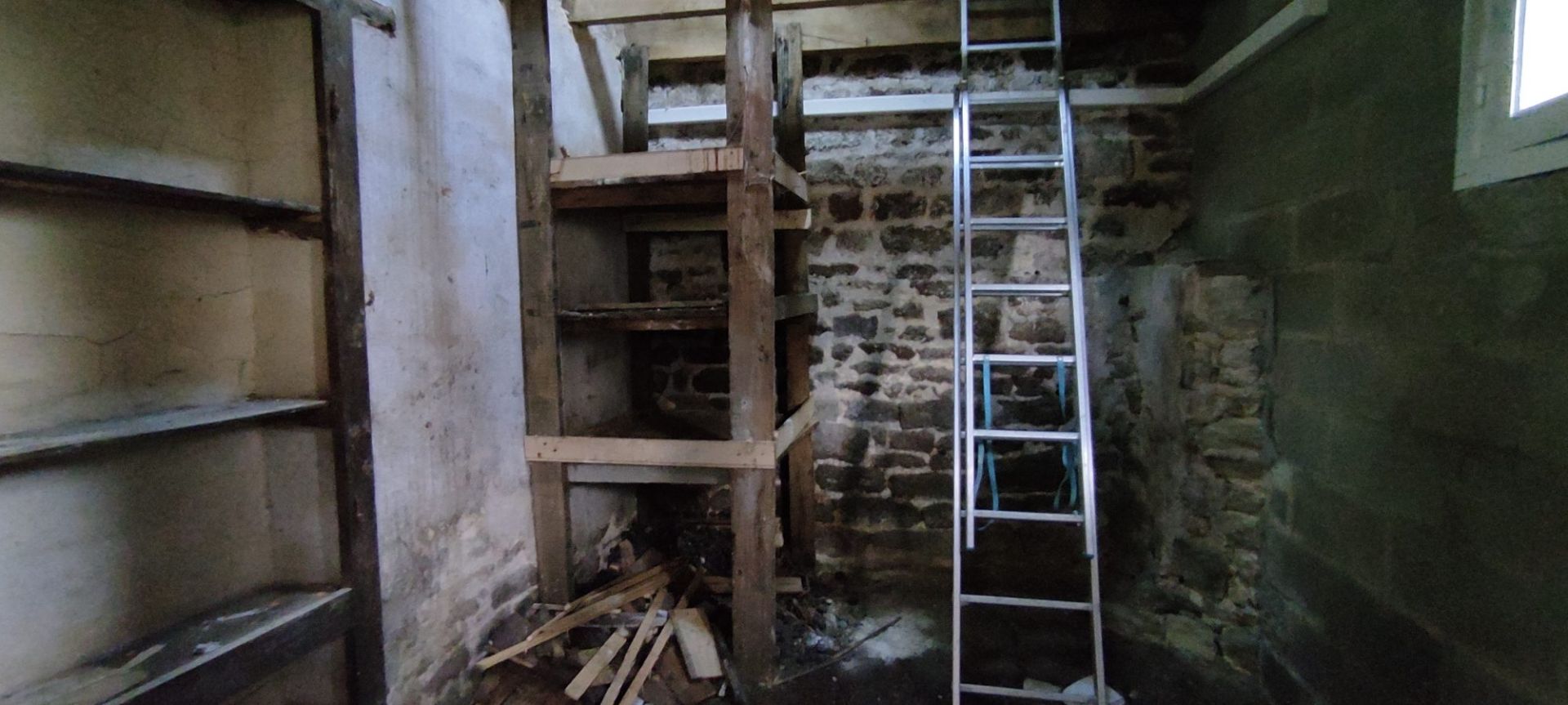 Photo MORBIHAN - Guémené-sur-Scorff- Maison de bourg a renover image 5/6