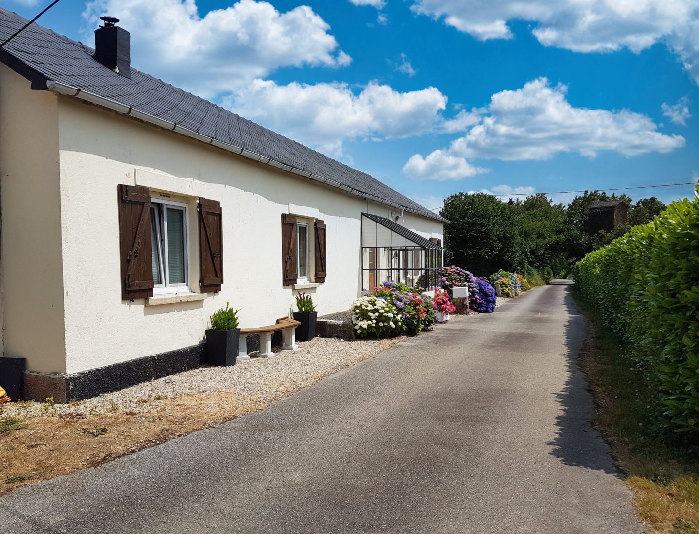 Photo FINISTÈRE: Proche Huelgoat. Maison De 2 Chambres Avec Un Gîte De 2 Chambres. image 4/6