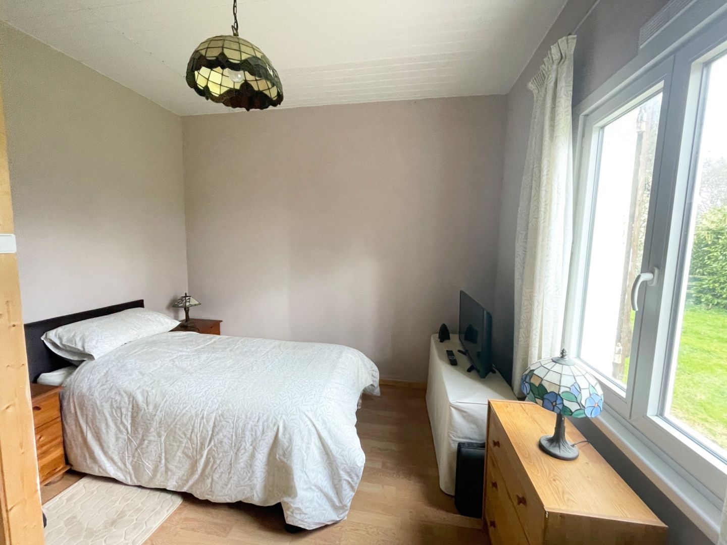 Photo FINISTÈRE: Proche Huelgoat. Maison De 2 Chambres Avec Un Gîte De 2 Chambres. image 6/6