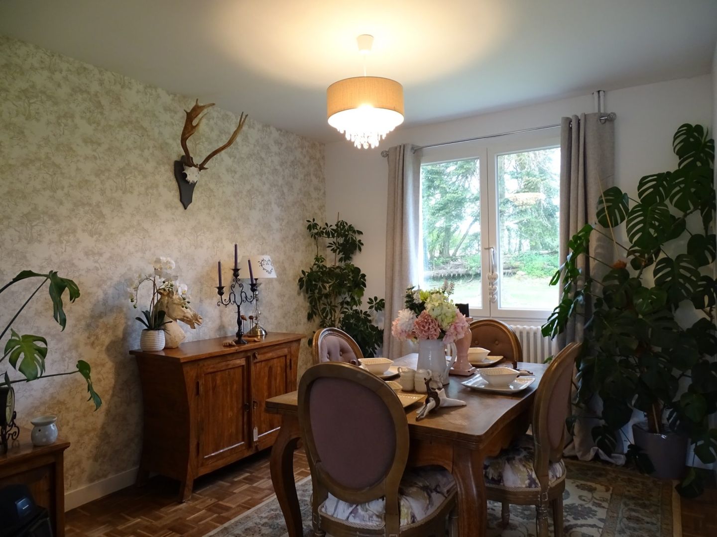 Photo COTES D'ARMOR proche de Carhaix, une maison indépendante de 4 chambres qui vient d'être rénovée à un niveau élevé image 3/6