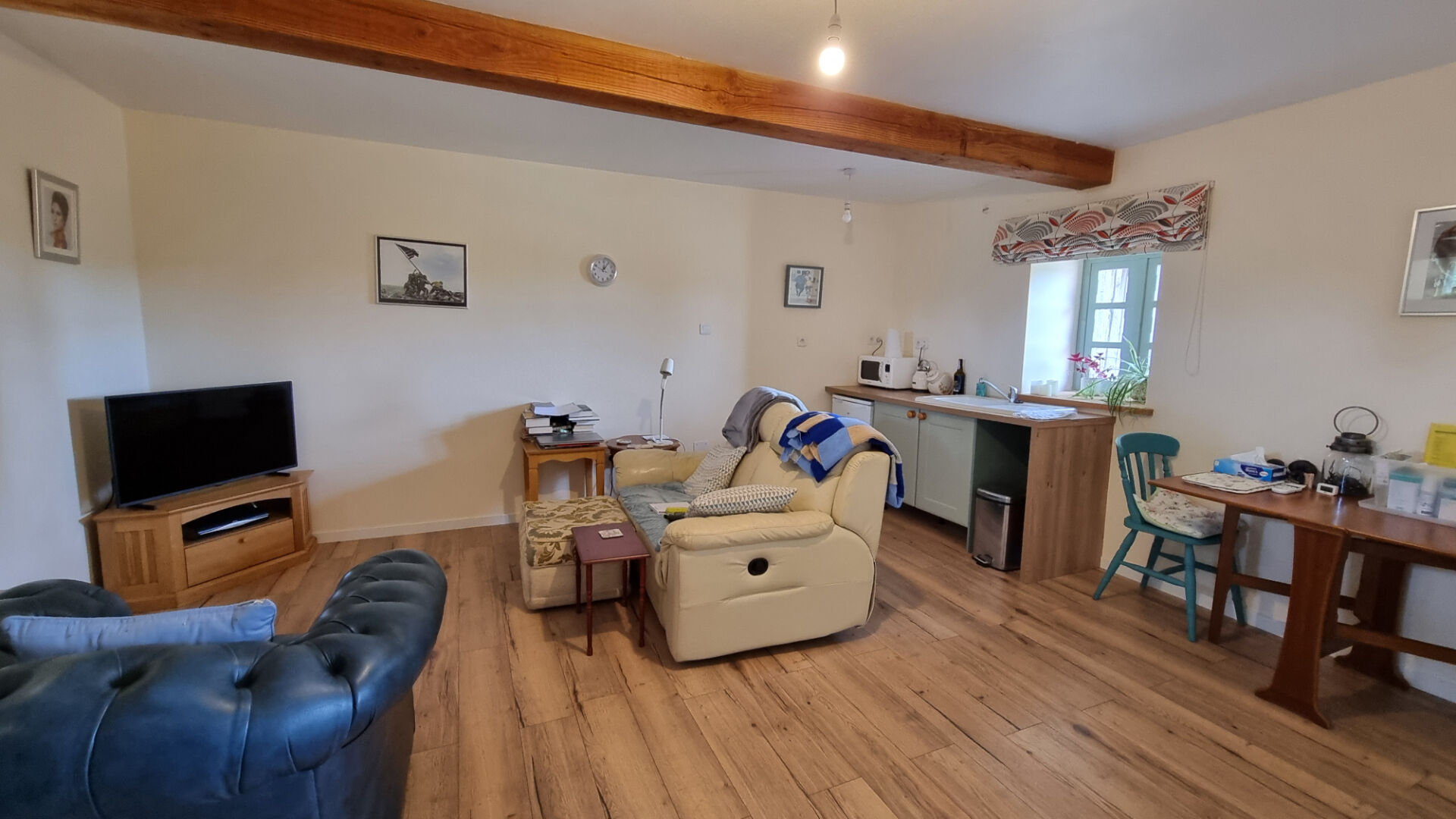 Photo COTES D'ARMOR, Proche De Mur De Bretagne, Deux Propriétés En Pierre De 4 Chambres Et Une Avec 1 Chambre, Piscine Chauffée Et écurie image 6/6