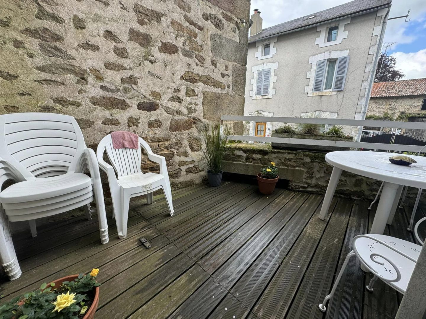 Photo HAUTE VIENNE - Chateauponsac - Superbe Maison De Ville Entièrement Rénovée - Chambres D'hôtes Ou Gîtes Enregistrés. image 3/6