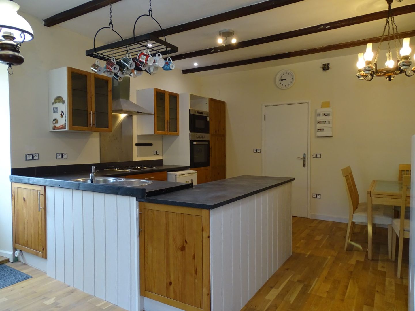 House in Rostrenen - Image 4