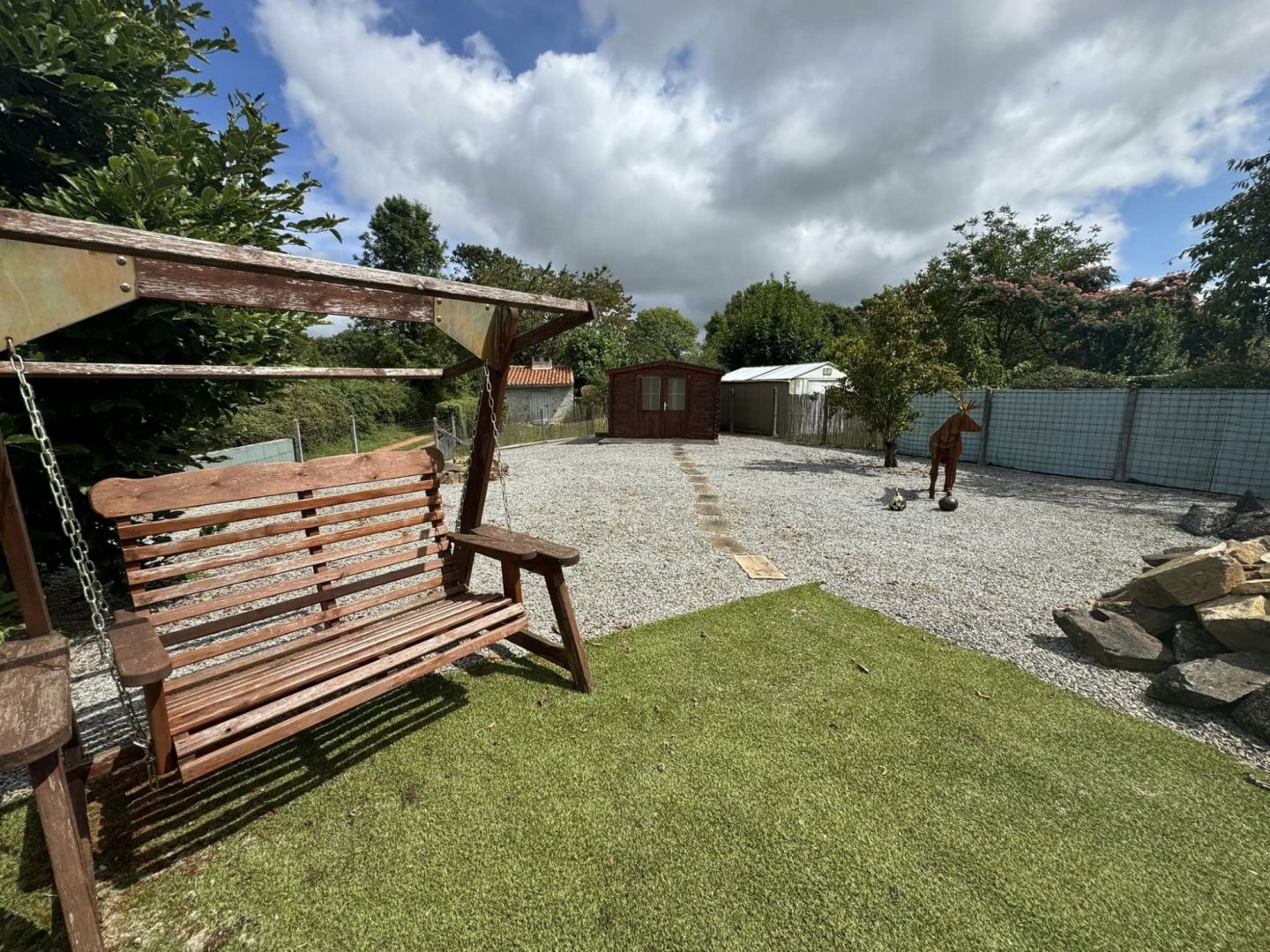 Photo HAUTE VIENNE - Proche Nouic - Belle Maison En Pierre Rénovée Dans Un Petit Hameau Proche De Nouic image 4/6
