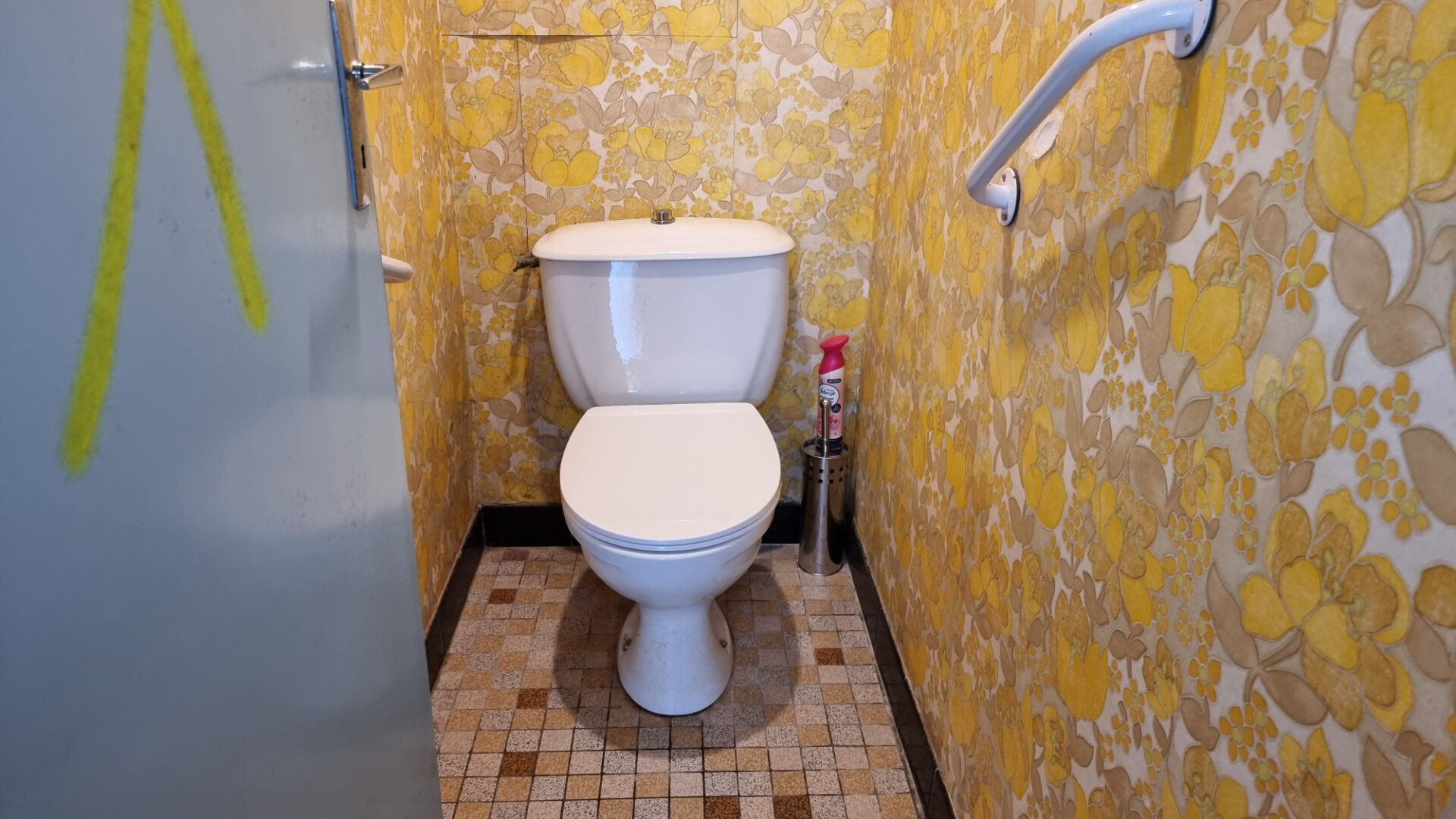 Photo COTES D'ARMOR, Maison de village mitoyenne de 4 chambres avec grange attenante, tout à rénover, toiture neuve image 6/6