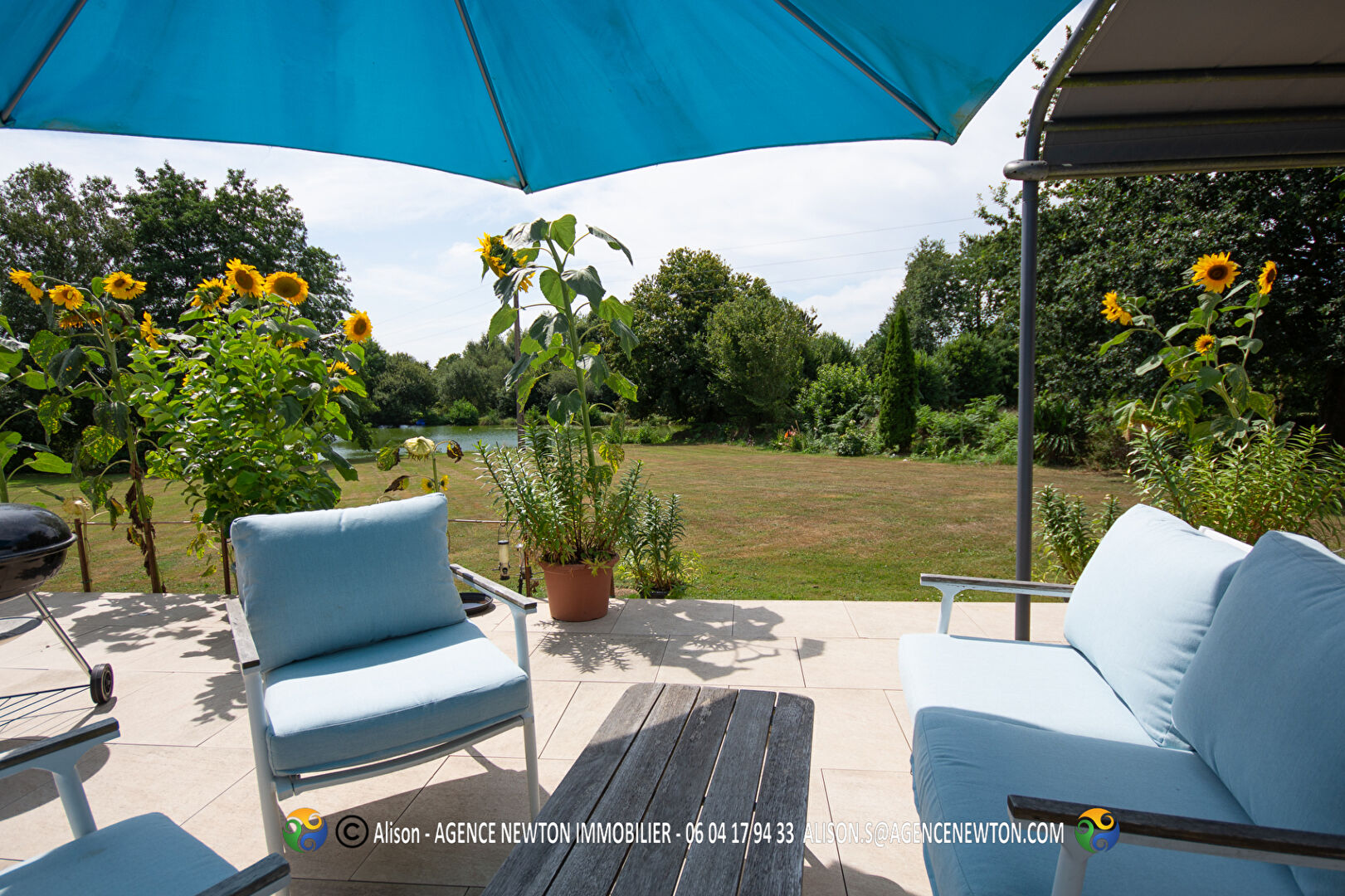 Photo ILLE ET VILAINE, Les Portes du Coglais, près de Fougères.  Maison plein pied 3 chs Etang privé, bois, champ, jardins, 1,4 hectares image 5/6