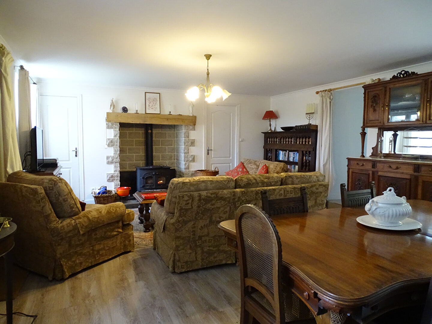 Photo FINISTERE SAINT-HERNIN, une maison individuelle de 3 chambres avec dépendances image 4/6