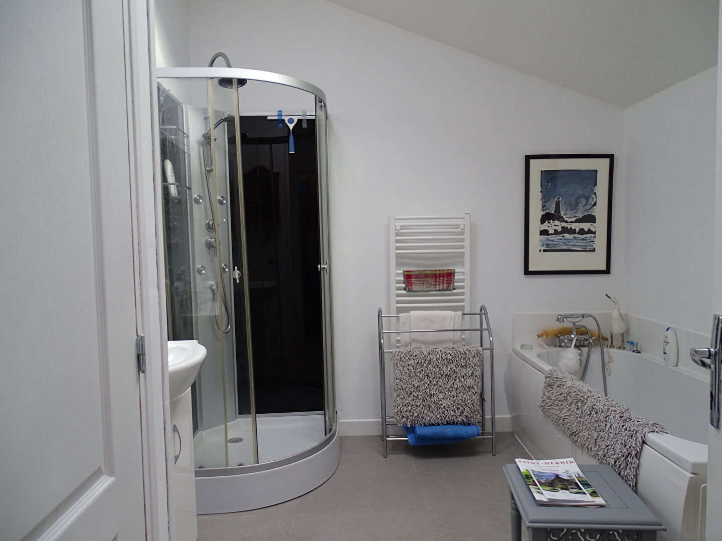 Photo FINISTERE SAINT-HERNIN, une maison individuelle de 3 chambres avec dépendances image 6/6