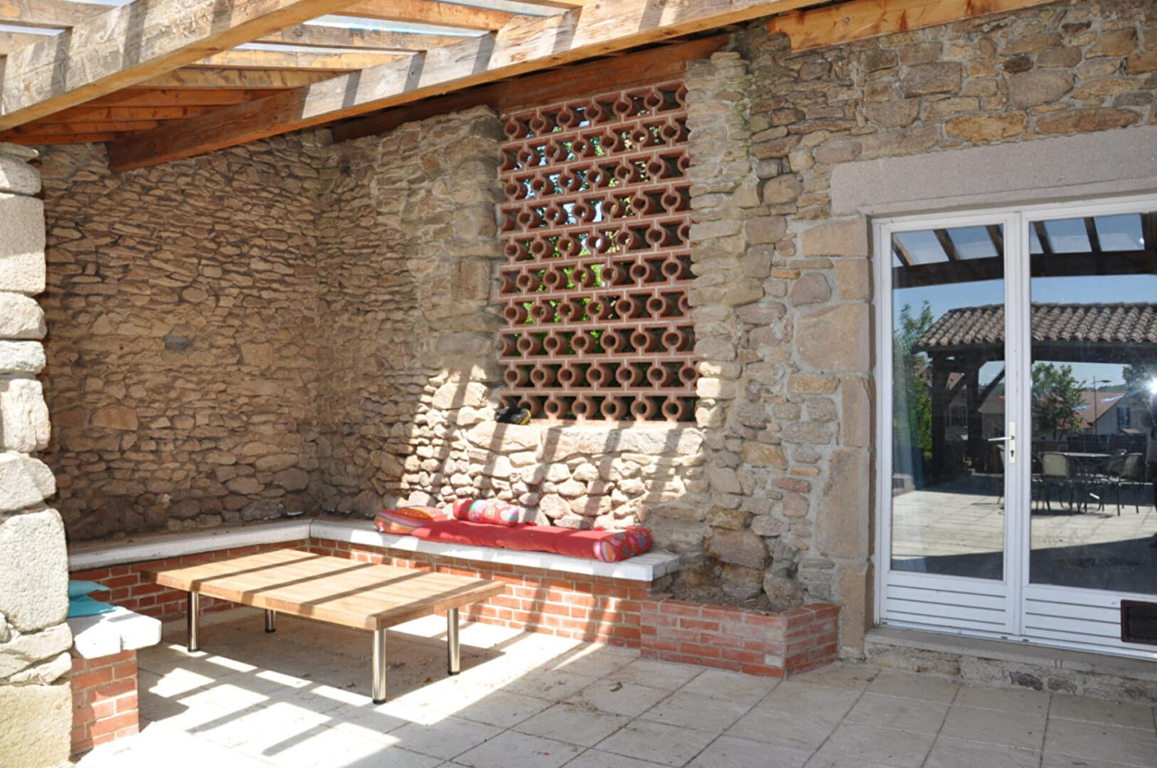 Photo HAUTE VIENNE -maison en pierre exceptionnelle, idéale pour les chambres d'hôtes image 2/6