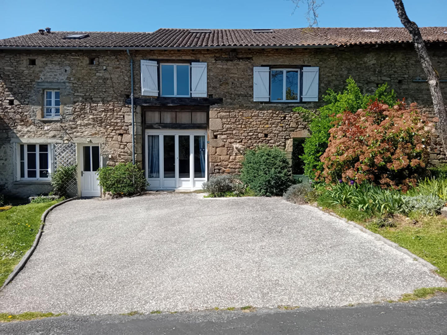 Photo HAUTE VIENNE -maison en pierre exceptionnelle, idéale pour les chambres d'hôtes image 4/6