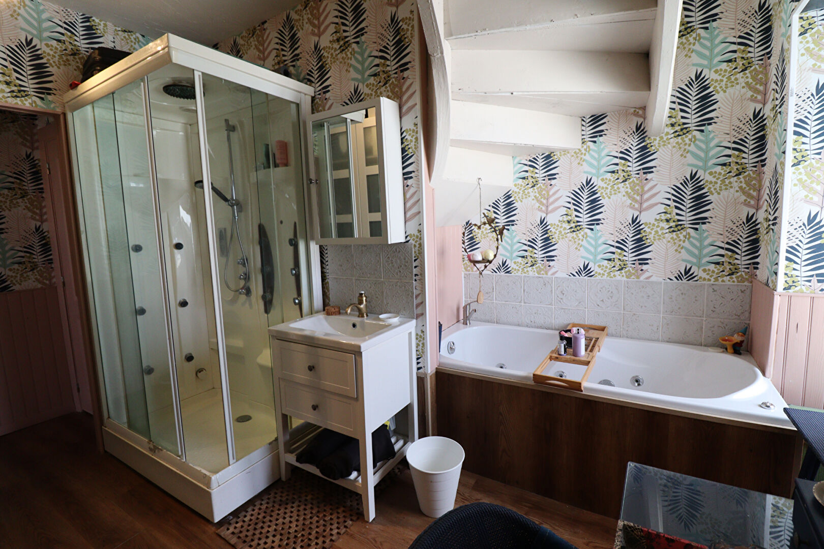 Photo LOT. MIERS. Maison en pierre avec 10 chambres, studio, gymnase avec spa et possibilité de commerce. Avec jardin de 1583m2 image 6/6