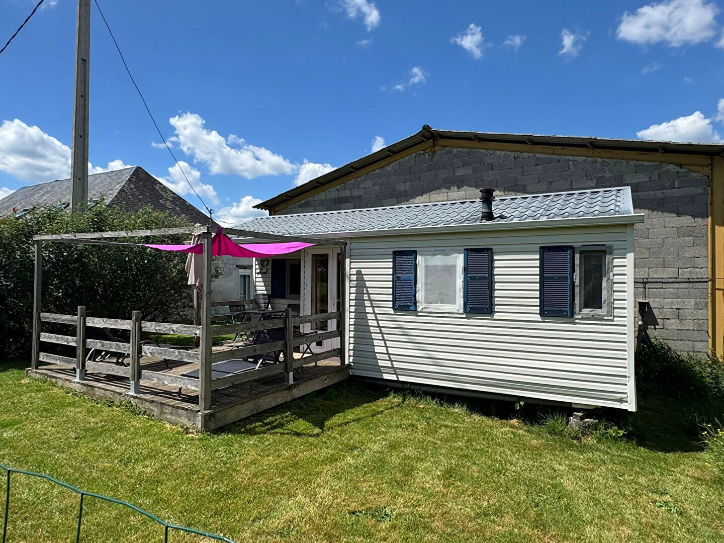 Photo CORREZE - Belle ferme au sommet d'une colline avec une vue imprenable et 2,7 hectares de terrain attenant. image 5/6