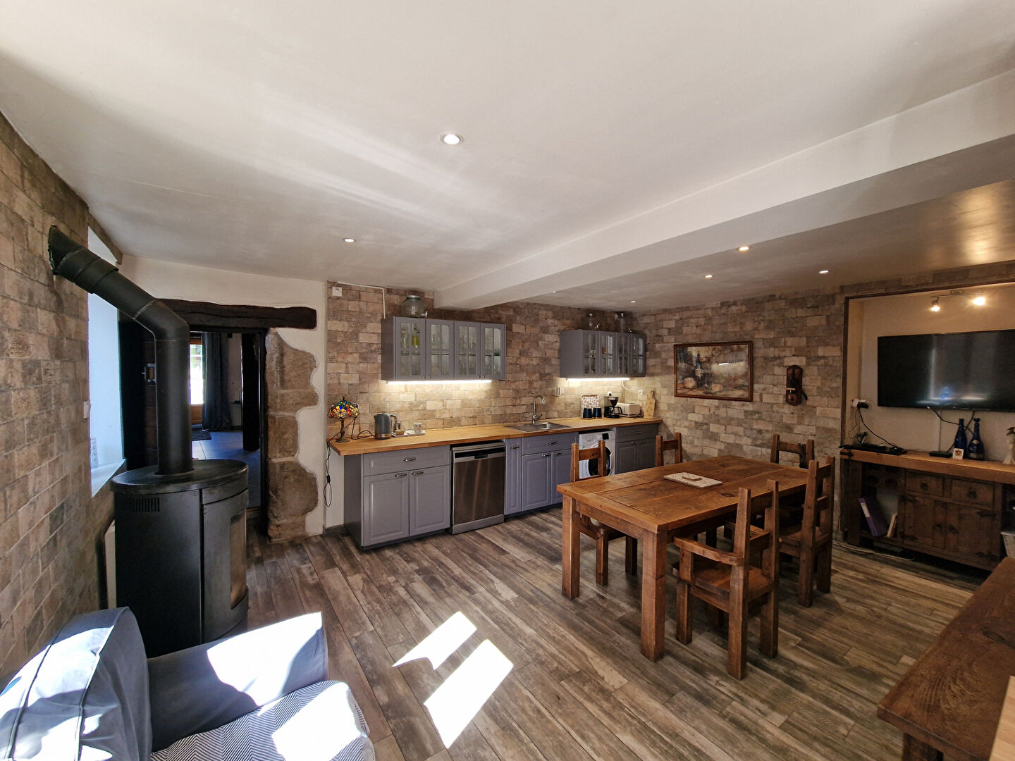 Photo CÔTES D'ARMOR  Maison de caractère en pierre 6 pièces, jardin paysager, opportunité d'affaire réussie  ! image 4/6