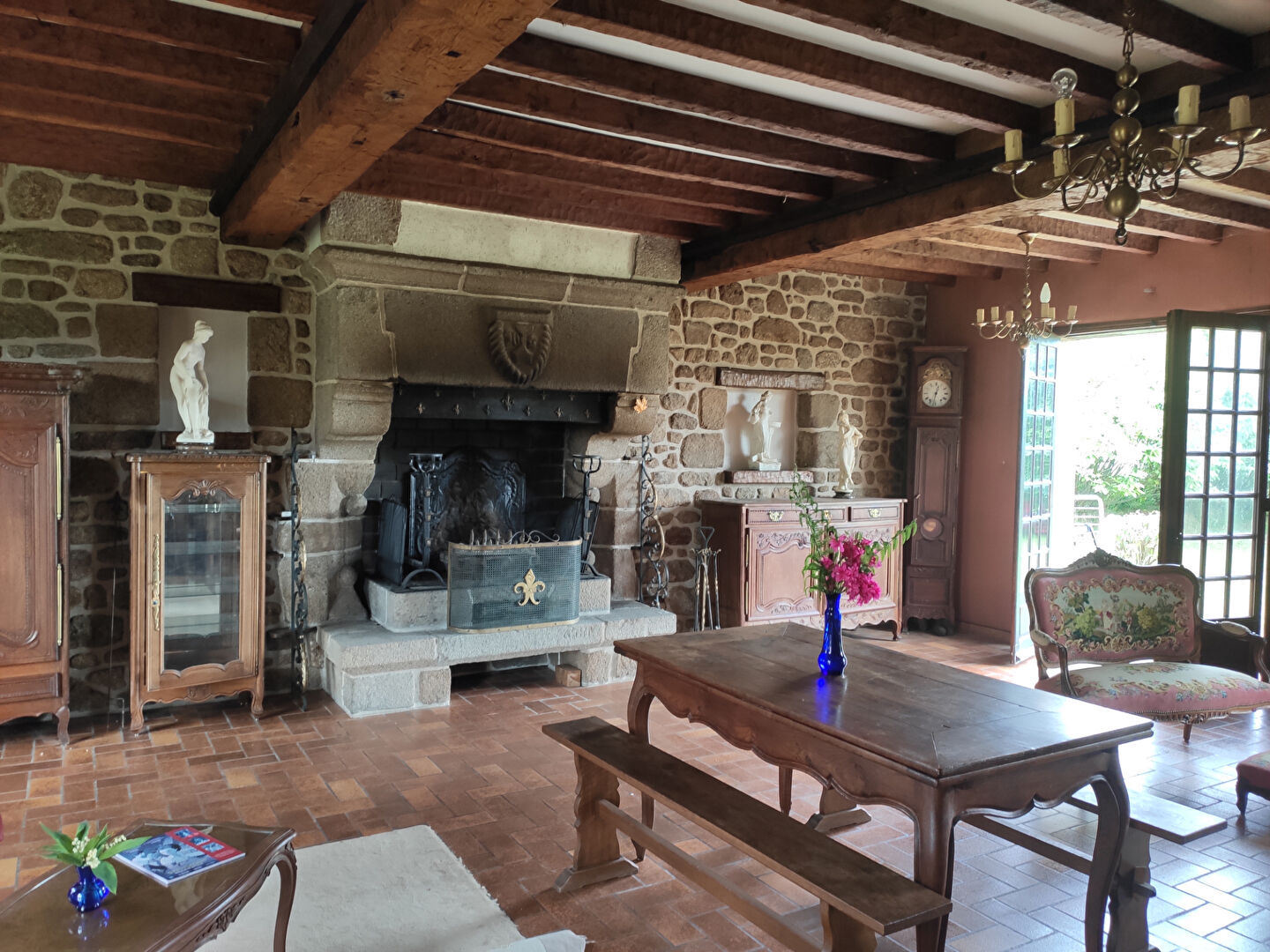 House in Isigny-le-Buat - Image 5