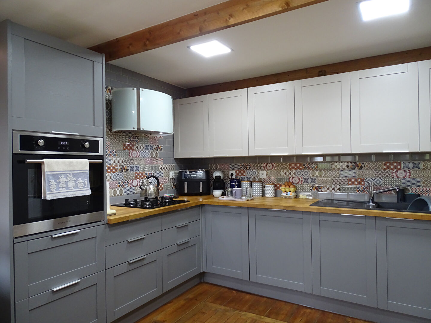 Photo COTES D'ARMOR Nr Carnoët, un magnifique cottage, 3 chambres à coucher avec de beaux jardins image 2/6