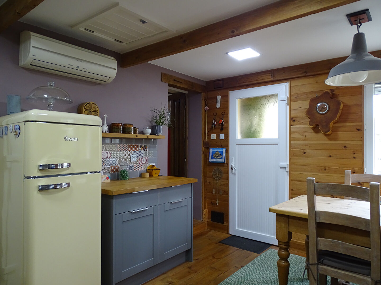 Photo COTES D'ARMOR Nr Carnoët, un magnifique cottage, 3 chambres à coucher avec de beaux jardins image 3/6