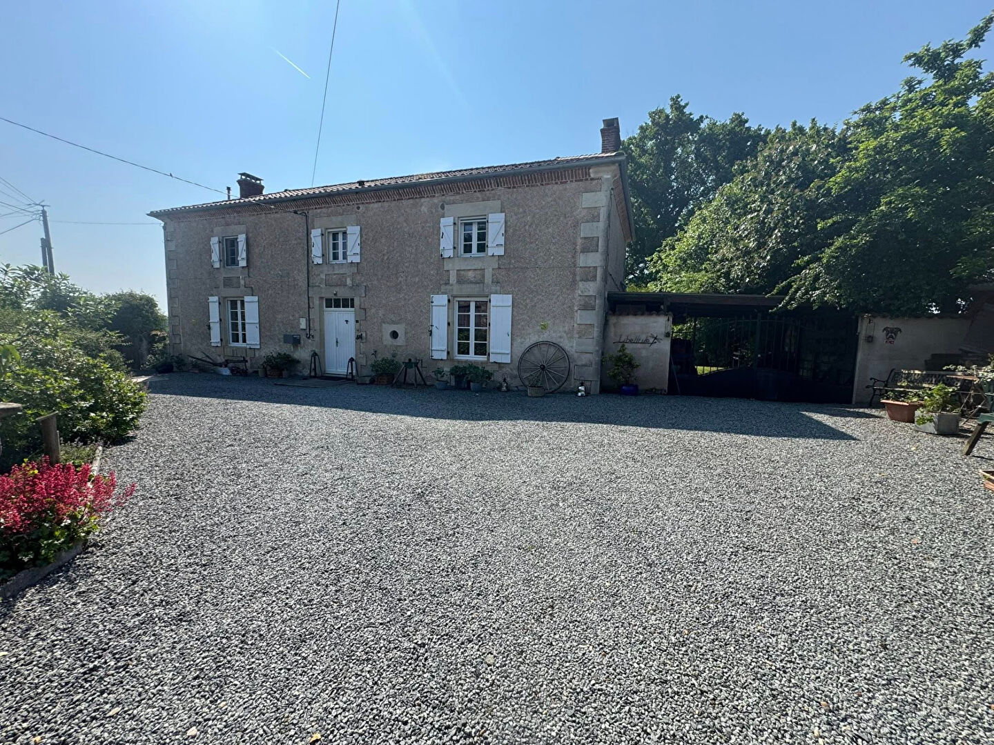 Photo HAUTE-VIENNE Maison de campagne avec 4.06 hectares de terrain image 3/6