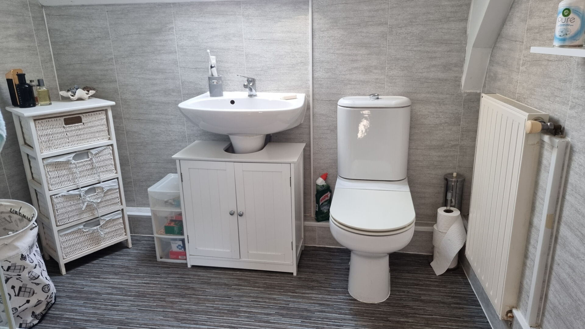 Photo COTES D'ARMOR , Belle longère en pierre divisée en trois habitations, studio et camping - Potentiel de revenus image 5/6