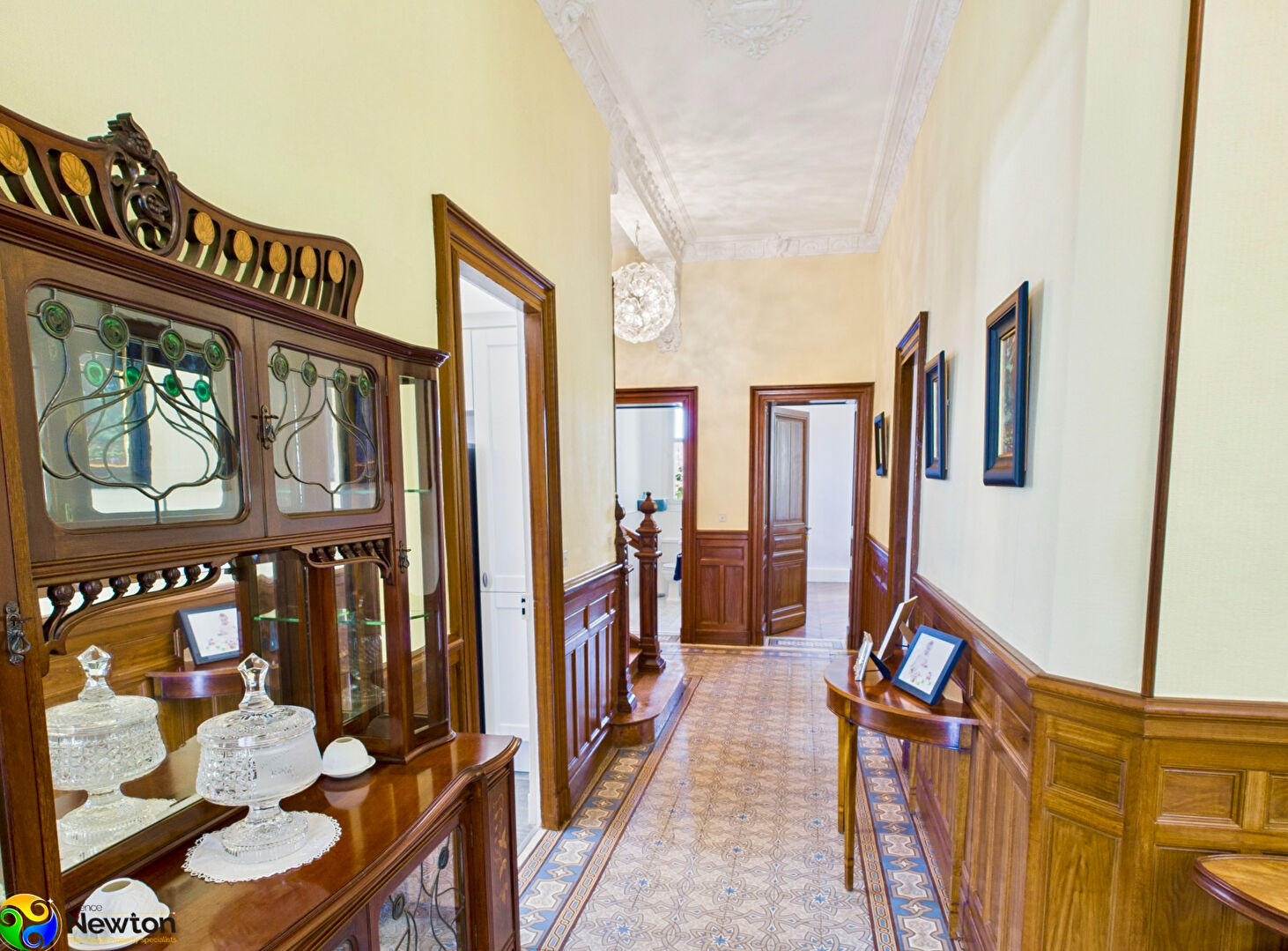 Photo LOT ET-GARONNE- Laroque Timbaut -Demeure de prestige 400 m2 avec dépendance. image 4/6