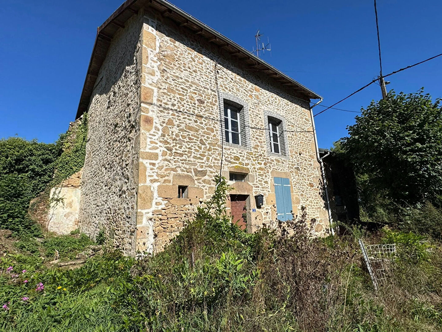 Photo HAUTE-VIENNE - Charmante maison de village avec potentiel de rénovation image 1/6