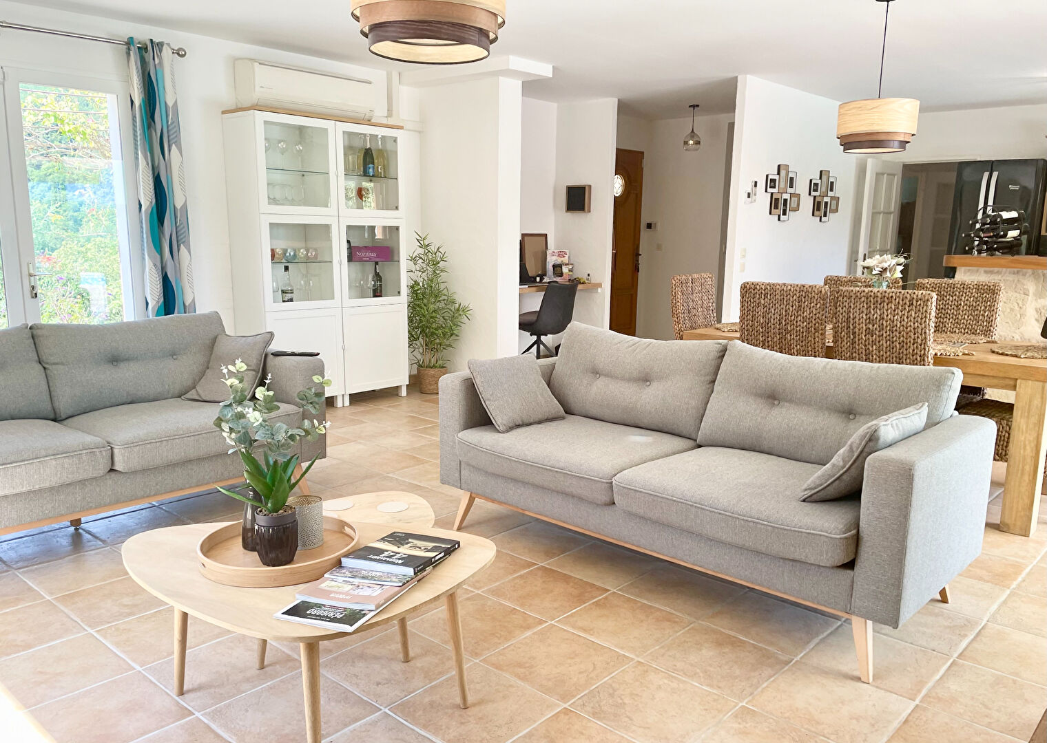 Photo LOT- Castelfranc- Maison  rénoveé de 4 chambres avec piscine sur  un terrain de 0,96H image 4/6