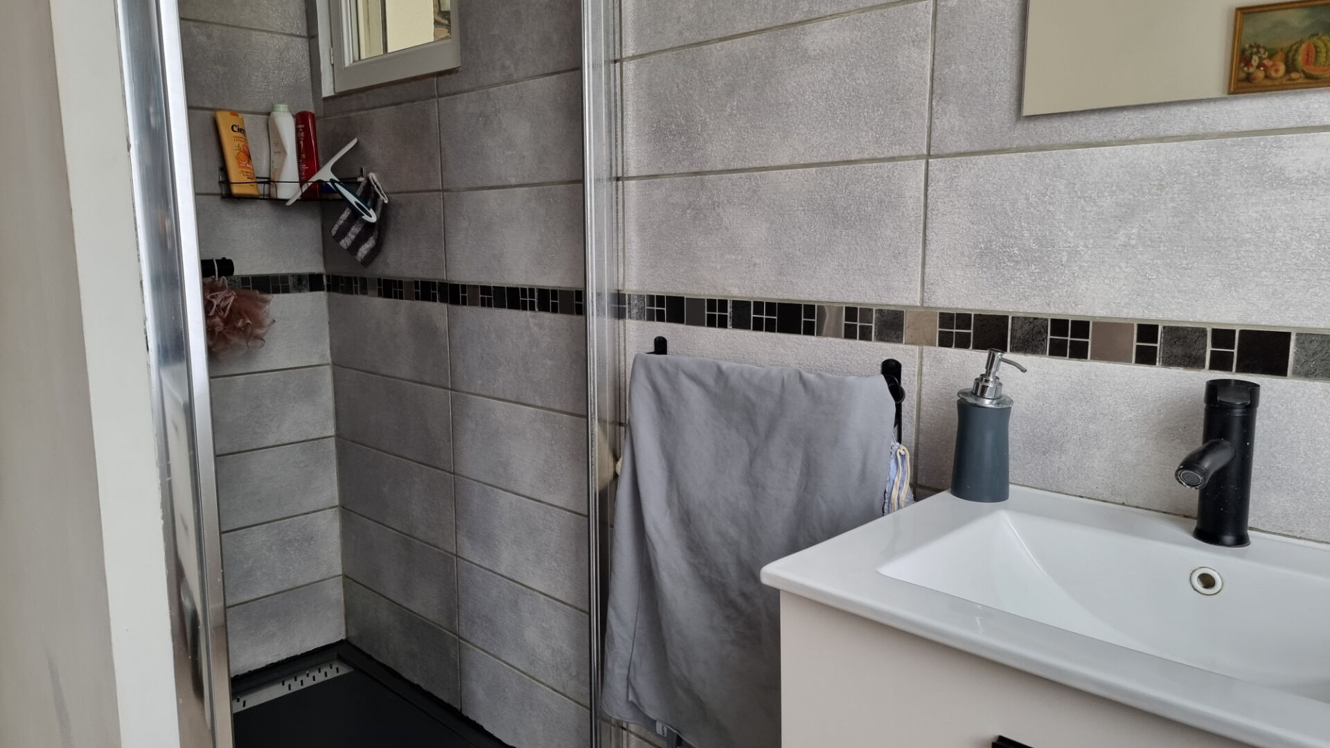 Photo MORBIHAN, Proche Rohan, Spacieuse Maison de Village Exposée Sud avec 4 Chambres image 6/6