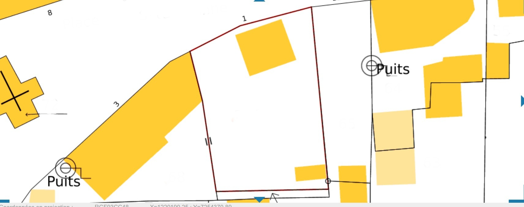 Property map of a house in Finistère, Brittany, highlighting layout and features such as wells.