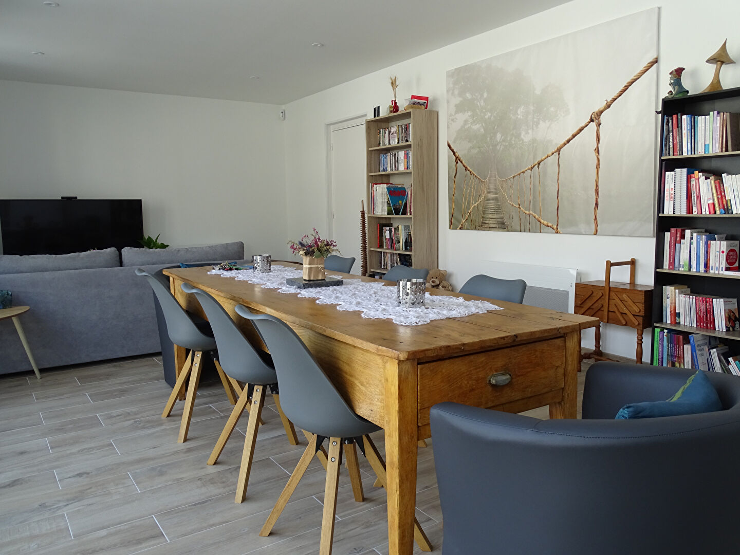 Photo COTES D'ARMOR Saint Nicolas du Pélem, une maison de 5 chambres, un appartement d'une chambre et un gîte d'une chambre, au centre du village image 5/6