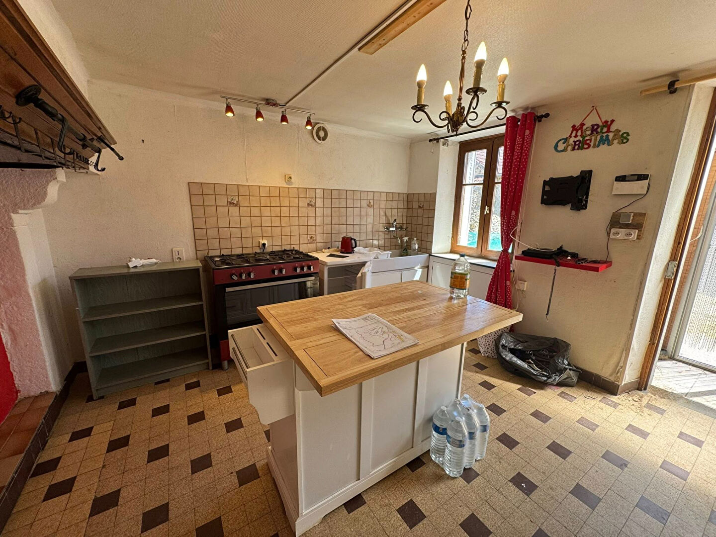 Photo HAUTE-VIENNE -Ensemble immobilier : 3 maisons, 2 granges et 3,5 hectares de terrain en prairie et bois image 3/6