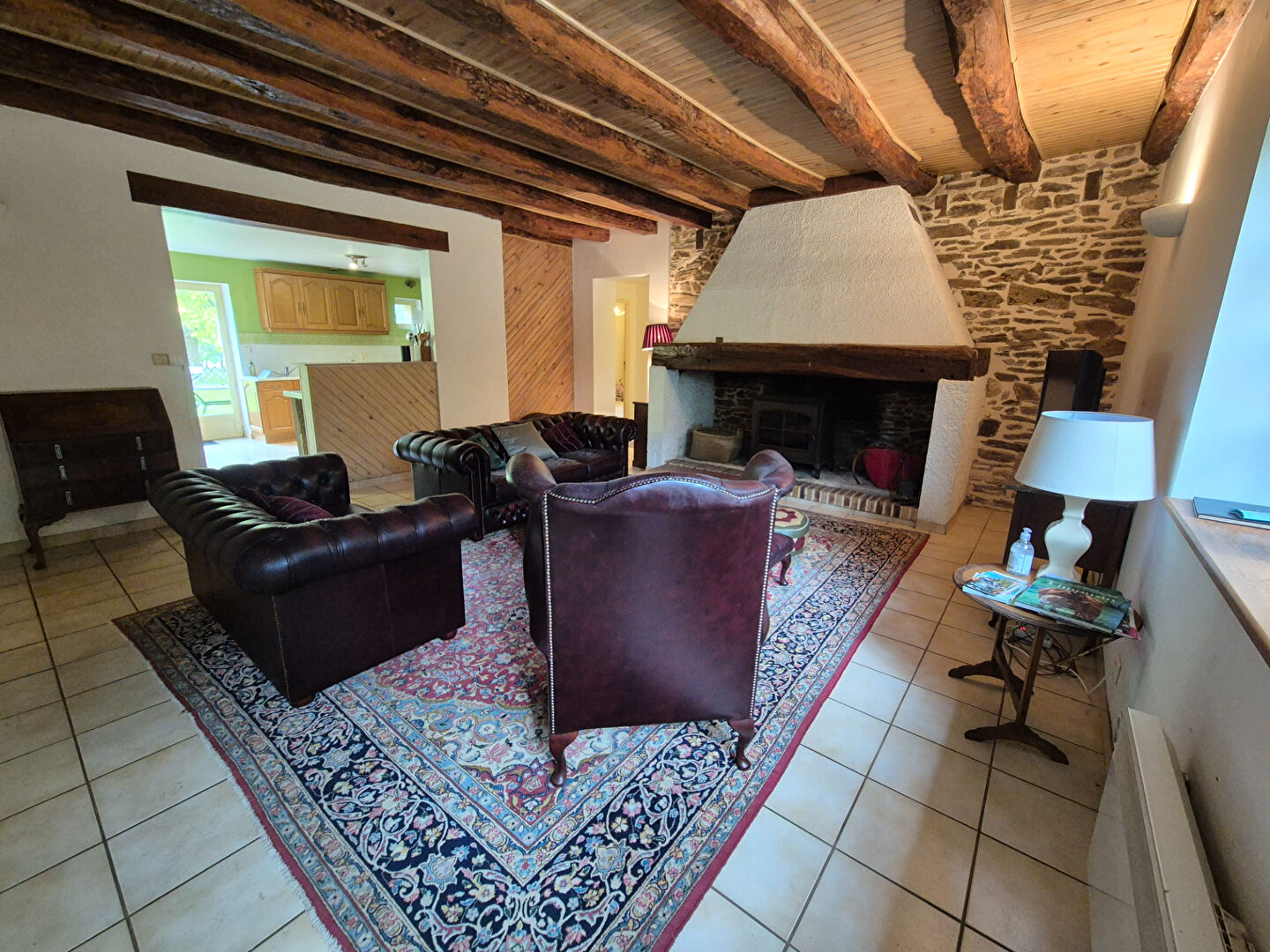 Photo CORREZE. LUBERSAC. Maison en pierre de 3 chambres (en plein pied), grange attenante, puits et jardin plat de 3565 m². image 6/6