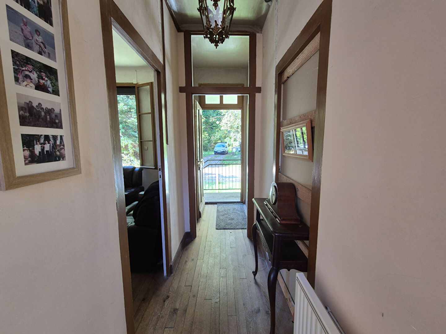 Photo CORREZE. BUGEAT. Jolie maison de 2 chambres (possibilité de 3), sous-sol et jardin de 1474 m² au bord de la rivière image 2/6