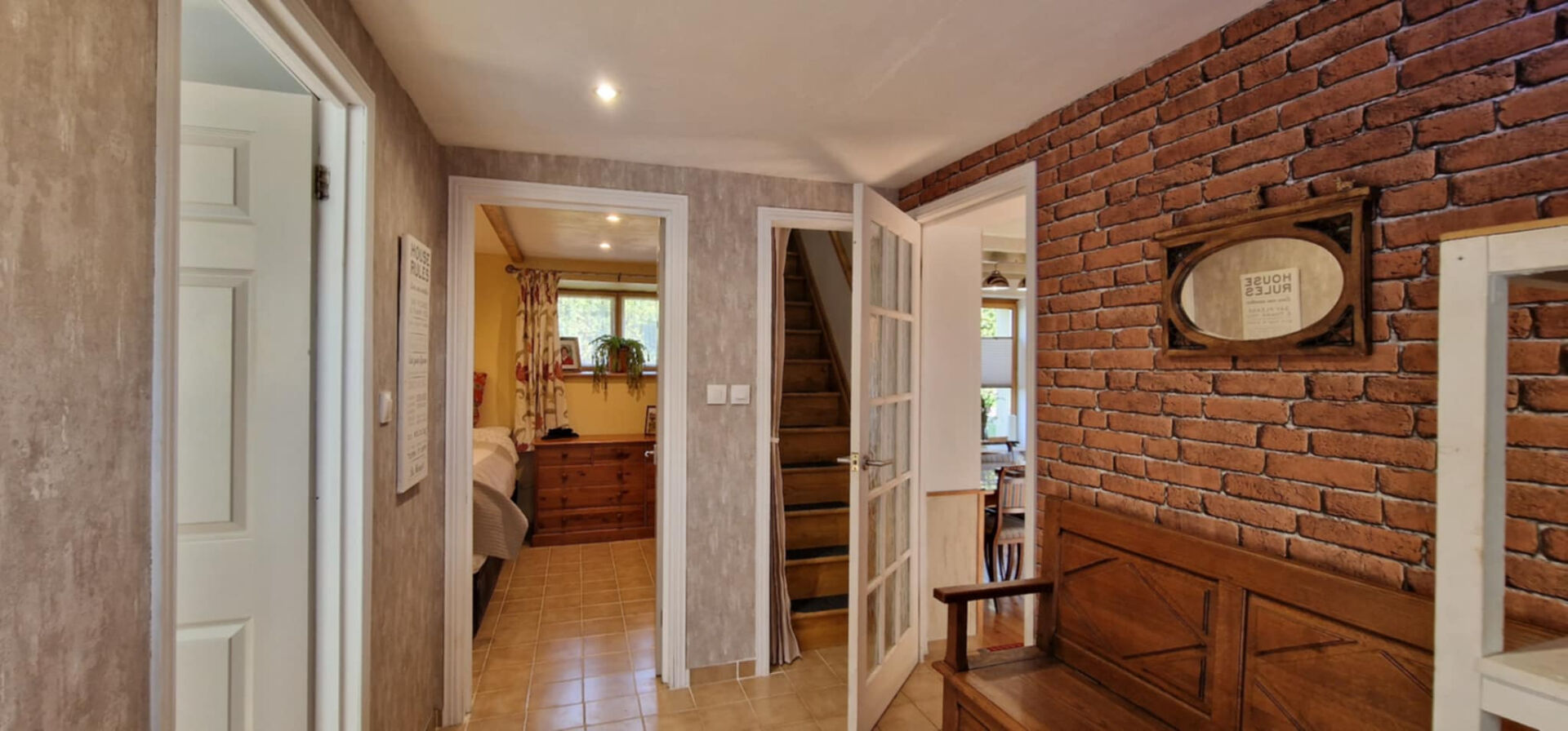 Photo MORBIHAN  Maison de campagne bien présentée de 2 chambres, jardin, dépendances et espace attenant à rénover ou à utiliser comme studio. image 6/6