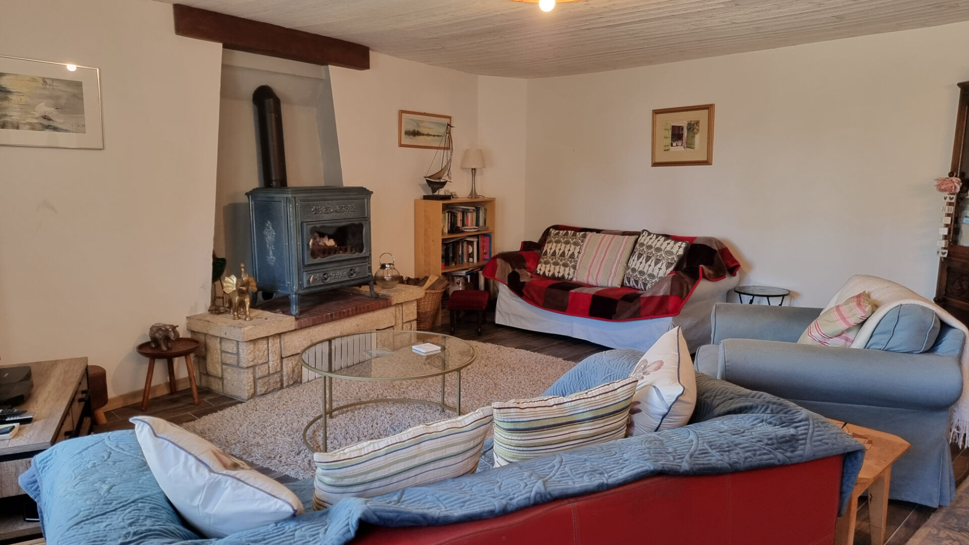 Photo MORBIHAN, Longère en pierre, exposée sud, 2 chambres, plain-pied, dépendances, 1,2 hectare et vue imprenable image 6/6