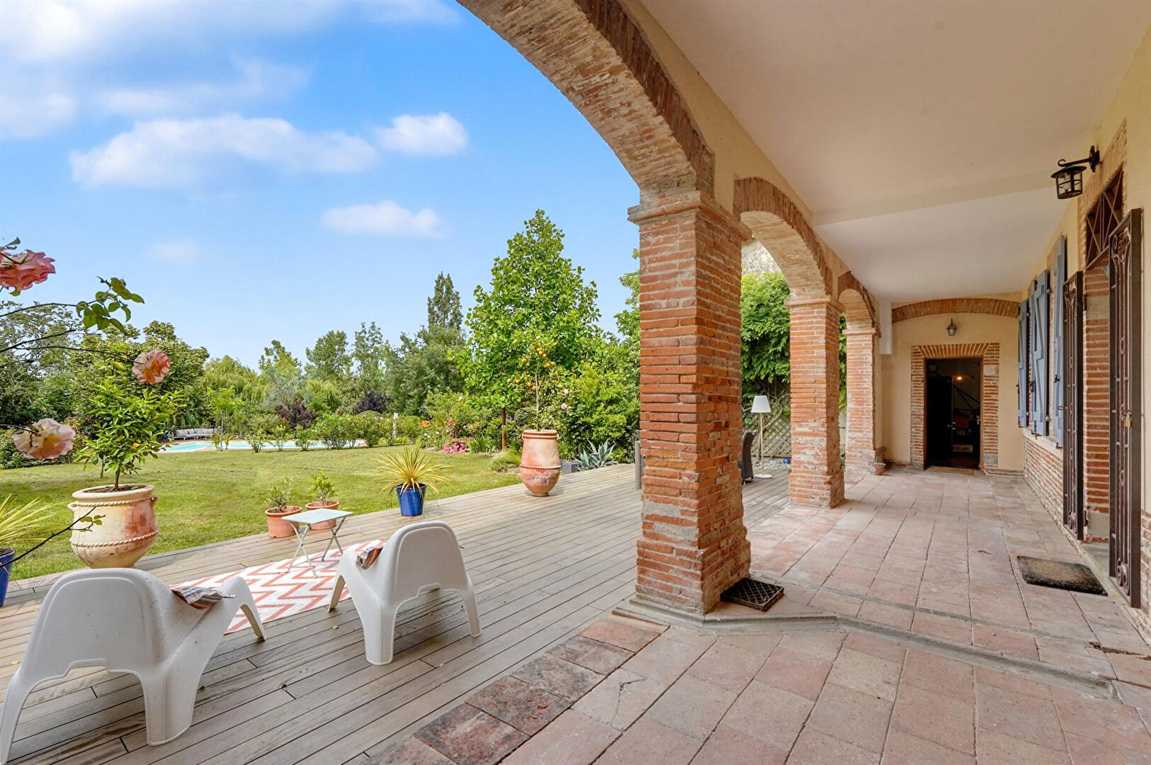 Photo HAUTE-GARONNE - près de Toulouse - Manoir du XVIIe siècle avec maison d'amis, piscine et potentiel de revenus . image 3/6