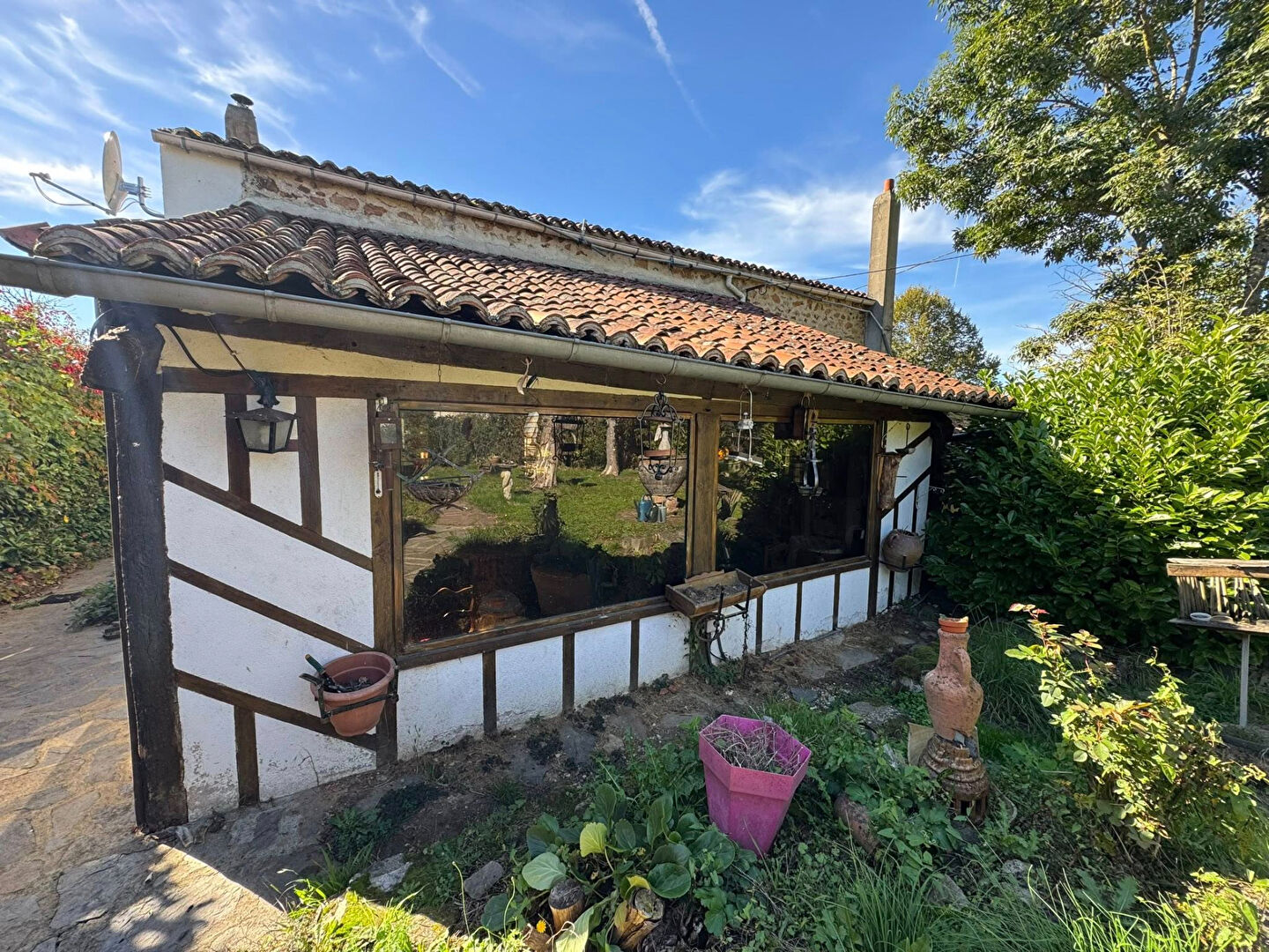 Photo HAUTE VIENNE - Propriété de style espagnol tout à fait unique au coeur de la campagne française image 3/6