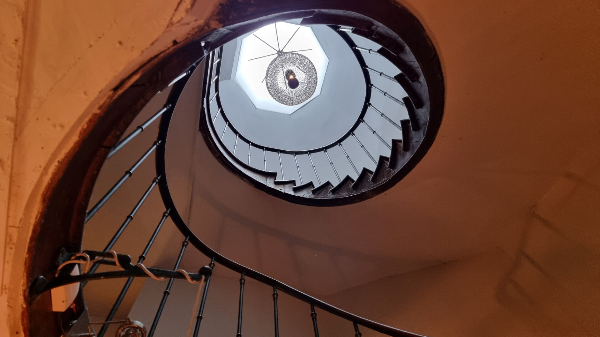 Photo MORBIHAN, Guémené-sur-Scorff, Bar, Restaurant et Chambres d'Hôtes d'Exception avec logement de propriétaire image 6/6